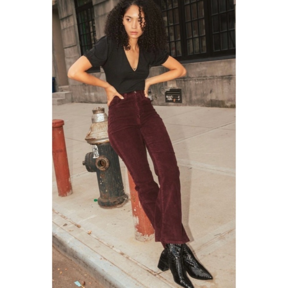 Levi's Premium Burgundy Corduroy Ribcage Boot Jean in Malbec 25